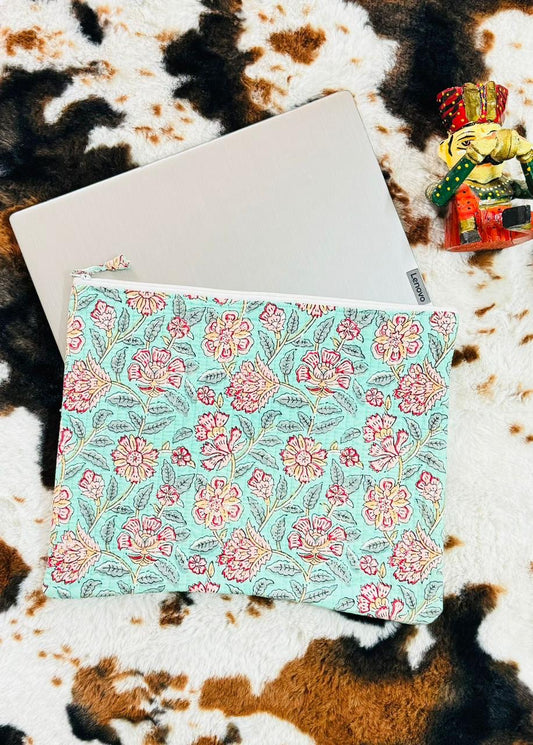 Laptop cover | L17